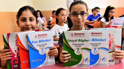 Bornovada okul derslerine yardımcı ve ingilizce destek kursları var mı?