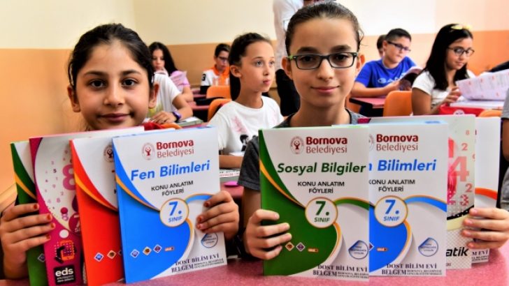 Bornovada okul derslerine yardımcı ve ingilizce destek kursları var mı?
