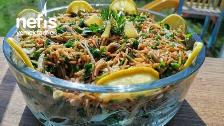 Az Malzemeli Şehriyeli Tavuk Salatası Tarifi Videolu