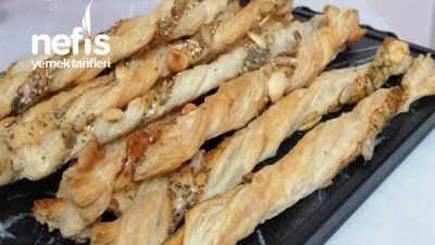 Baharatlı Milföy Çubukları