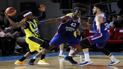 Basketbolda final üzere maç; Fenerbahçe-Efes