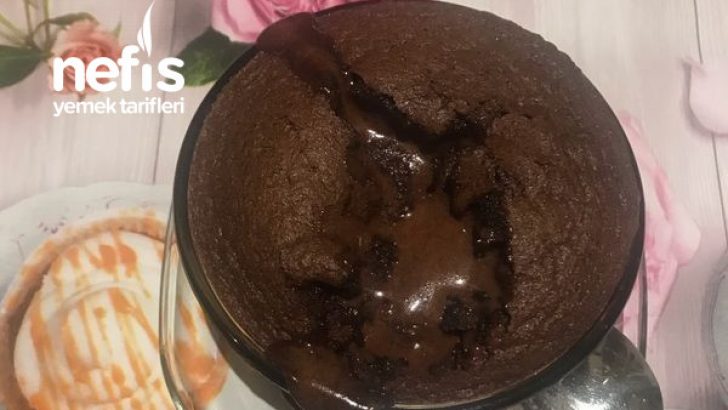 Beyaz Küvertür Çikolatalı Sufle