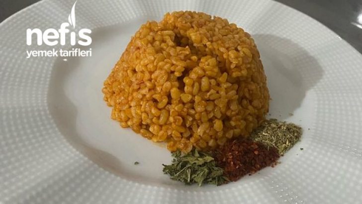 En Az 2 Tabak Yeme Garantili Salçalı Bulgur Pilavı