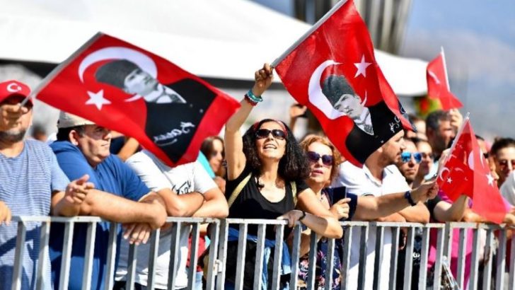 İzmir’de 30 Ağustos coşkuyla kutlanacak