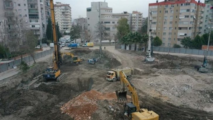 İzmir’de sarsıntının yıktığı bölgede binaların üretimine başlanıyor