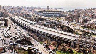 İzmir’deki sarsıntıda ağır hasar gören 488 bina daha yıkılacak