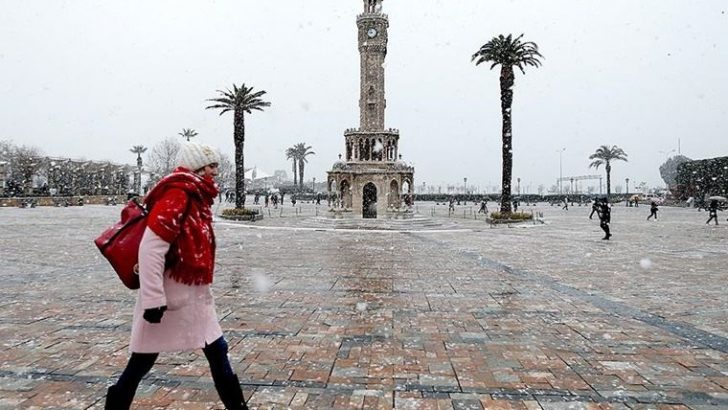 İzmir’in yüksek kesitlerinde kar yağışı tesirli oluyor