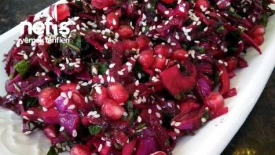 Kuş Üzümlü Mor Lahana Salatası