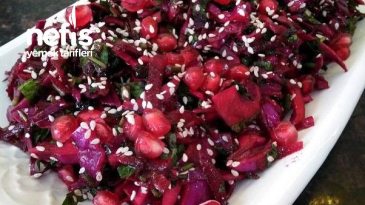 Kuş Üzümlü Mor Lahana Salatası