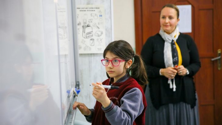 ‘Matematik şampiyonu’ Elanur bilim insanı olmak istiyor