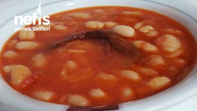 Odun Ateşinde Göveçte Kuru Biberli Enfes Kuru Fasulye