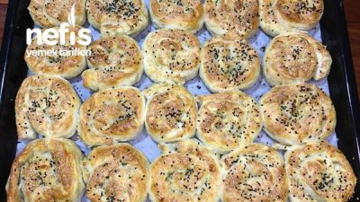 Sırrı Sosunda Patatesli Gül Böreği (Videolu)