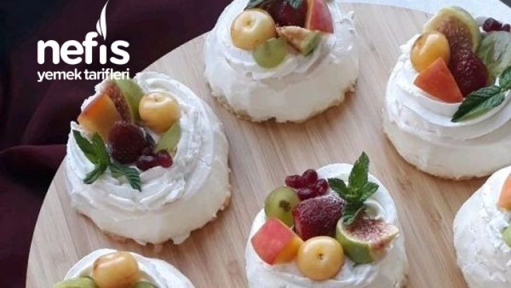 Ünlü Rus Pastası (Pavlova)
