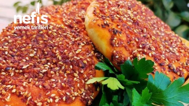 Acılı Ekmek (Biberli Ekmek)