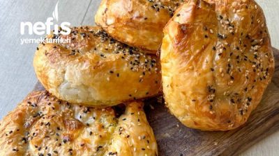 Baklavalık Yufkadan Pırasalı Börek
