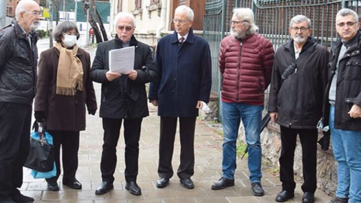 ‘Atilla İlhan’ın ismi Bornova’da yaşatılsın’