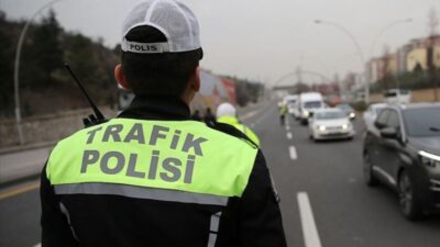 Bugün hangi yollar kapalı? 1 Mayıs’ta İstanbul, Ankara, İzmir’de hangi yollar trafiğe kapalı?  1 Mayıs’ta İstanbul’da hangi metro istasyonları kapalı olacak?