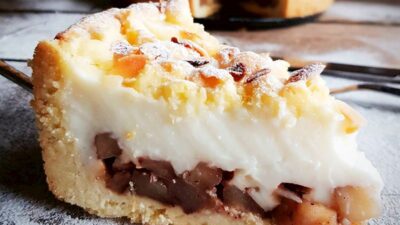 Elmalı Puding Kremalı Turta