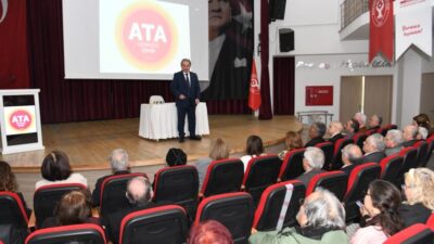 Eski bakan Zeybek: Atatürk bir filozoftu