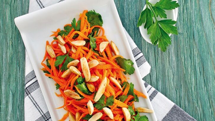 Fas Usulü Ballı Havuç Salatası