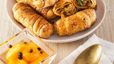 Haşhaşlı Ve Yeşil Mercimekli Çıtır Börek