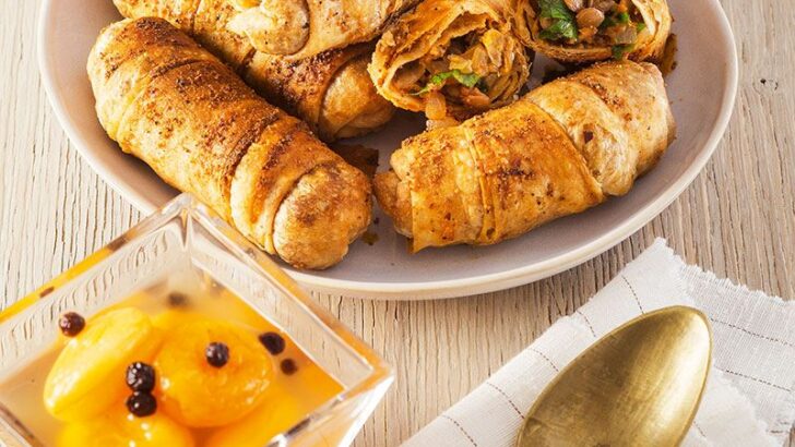 Haşhaşlı Ve Yeşil Mercimekli Çıtır Börek