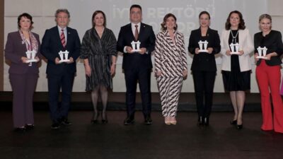 İZİKAD’dan başarılı iş bayanlarına ve bayan dostu kente ödül
