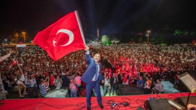 İzmir Gençlik Şenliği 19 Mayıs coşkusuyla birleşiyor