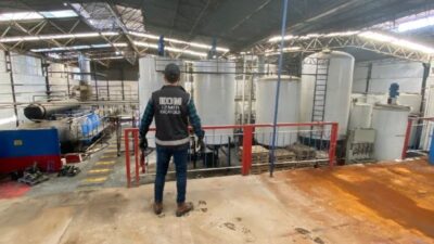 İzmir’de 150 ton karışımlı akaryakıt ele geçirildi