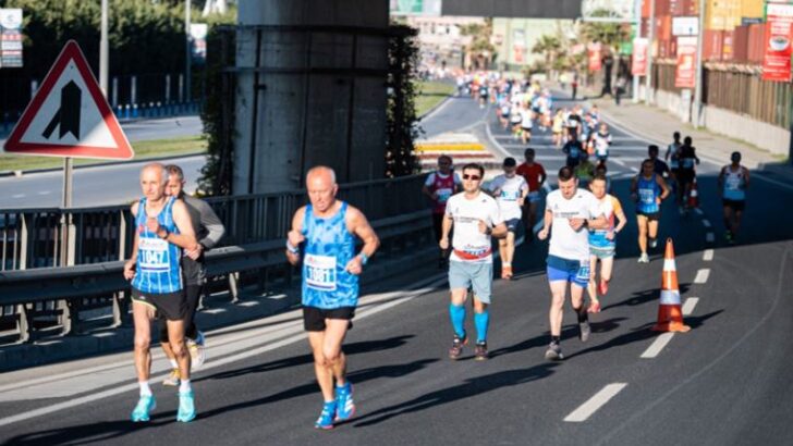 İzmir’de toplu ulaşım ve trafiğe Maraton İzmir düzenlemesi