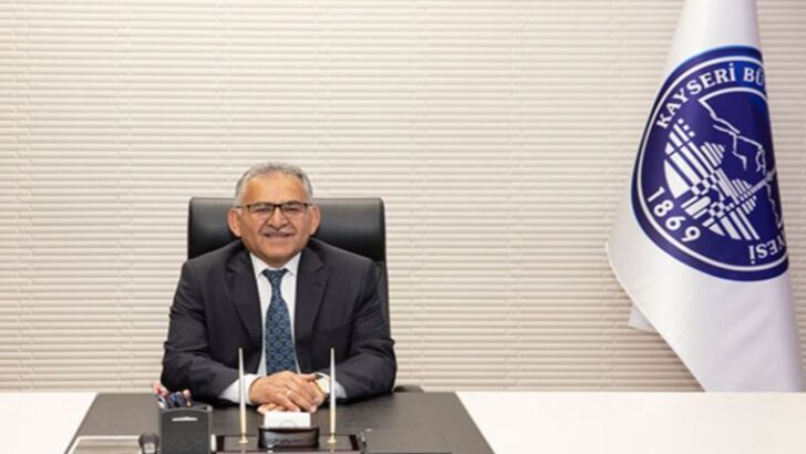 Kayseri Büyükşehir Belediye Lideri Memduh Büyükkılıç kimdir? Memduh Büyükkılıç hangi partiden?