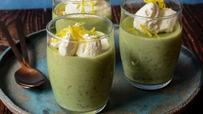Matcha Çaylı Ve Yaseminli Sütlaç