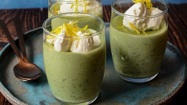 Matcha Çaylı Ve Yaseminli Sütlaç