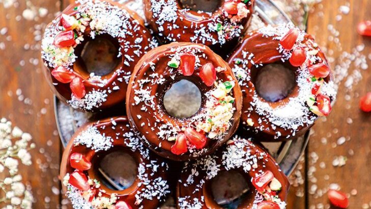 Narlı, Portakallı Ve Çikolatalı Donut