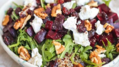Pancarlı, Peynirli Kinoa Salatası