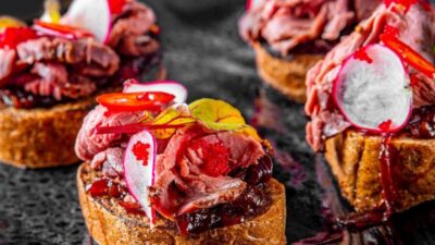 Romesco Crostini