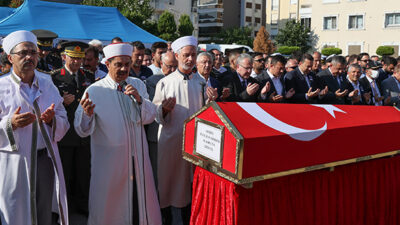 Şehit Astsubay Batuhan Şimşek son seyahatine uğurlandı