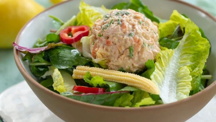 Somon Ezmeli Salata
