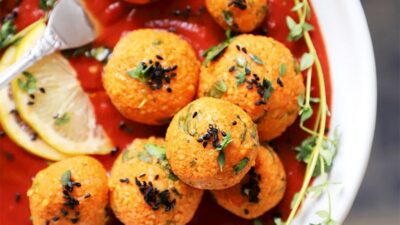Soslu Bulgur Topları
