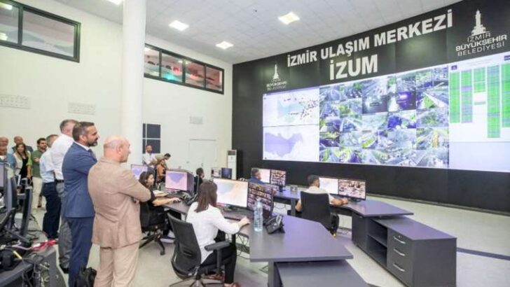 Tunç Soyer mesaiye İzmir Ulaşım Merkezi’nde başladı