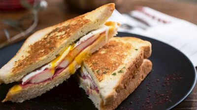 Tuzlu French Tost
