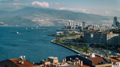Uzmanlardan İzmir için sarsıntıya hazırlık uyarısı!