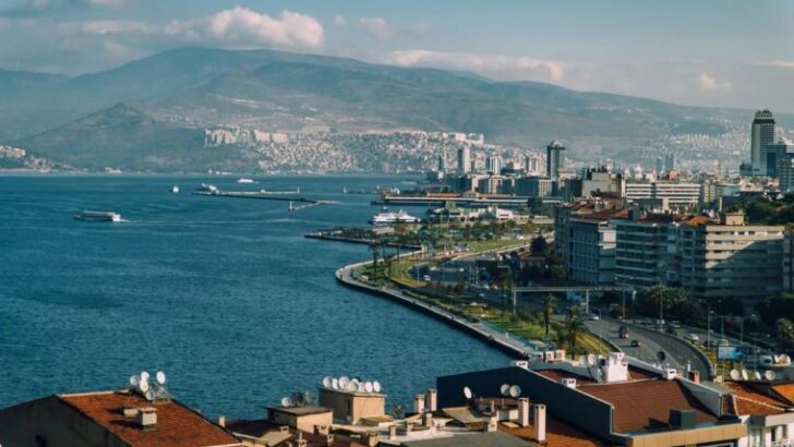 Uzmanlardan İzmir için sarsıntıya hazırlık uyarısı!