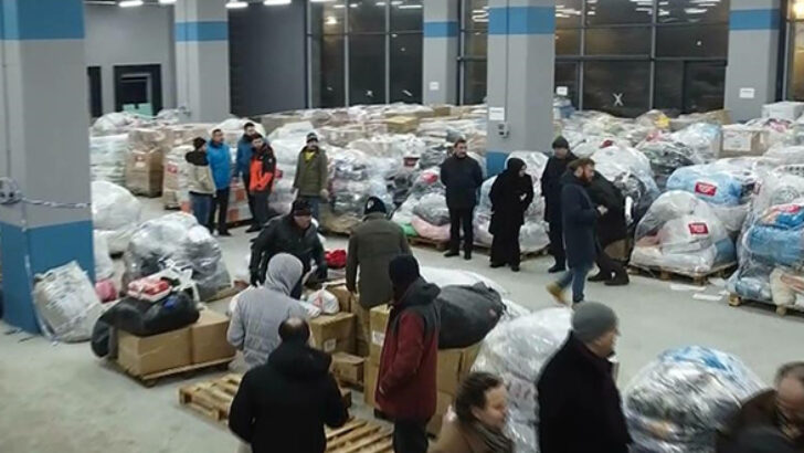 Vilayet il belediyelerin zelzele bölgesine takviyeleri