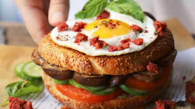 Yumurtalı Simit Sandviç