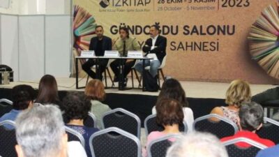 Murat Ağırel İzmirli okurlarıyla bir ortaya geldi