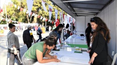 Bornova İstihdam Fuarı’nda 50 bin kişi iş başvurusu yaptı
