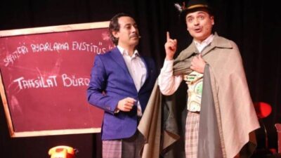 “Saatleri Ayarlama Enstitüsü” ayakta alkışlandı