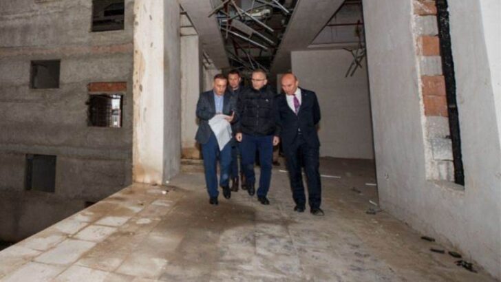 Üniversite öğrencilerinin barınma problemine İzBB’den tahlil