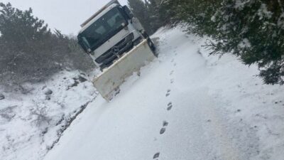 İzmir’in yüksek kısımlarını kar kapladı